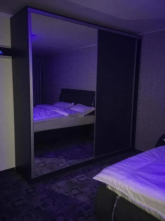 Ely'S Mansion-24H Check-In Bed & Breakfast Bucureşti România